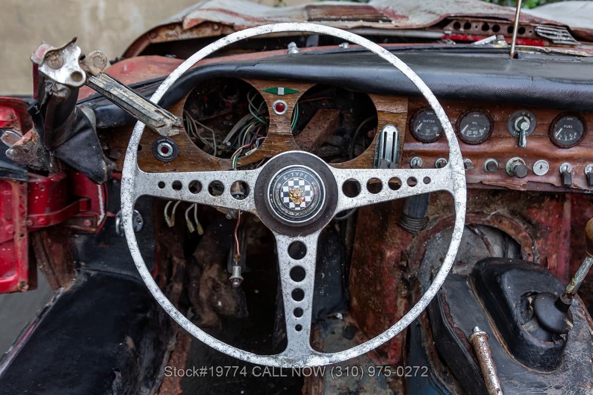 1967 Jaguar XKE Series I Roadster thumbnail 15