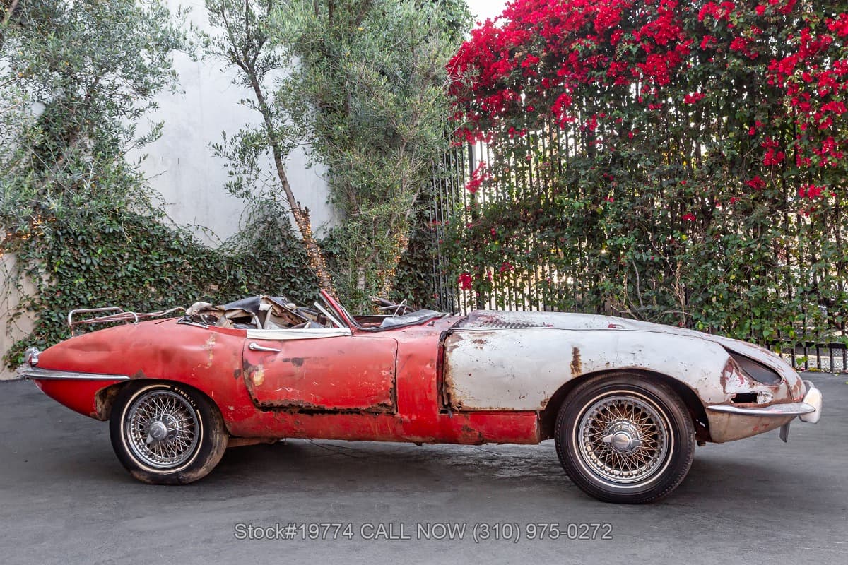 1967 Jaguar XKE Series I Roadster thumbnail 3