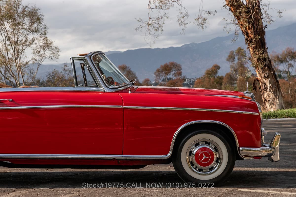 1960 Mercedes 220SE Cabriolet thumbnail 11