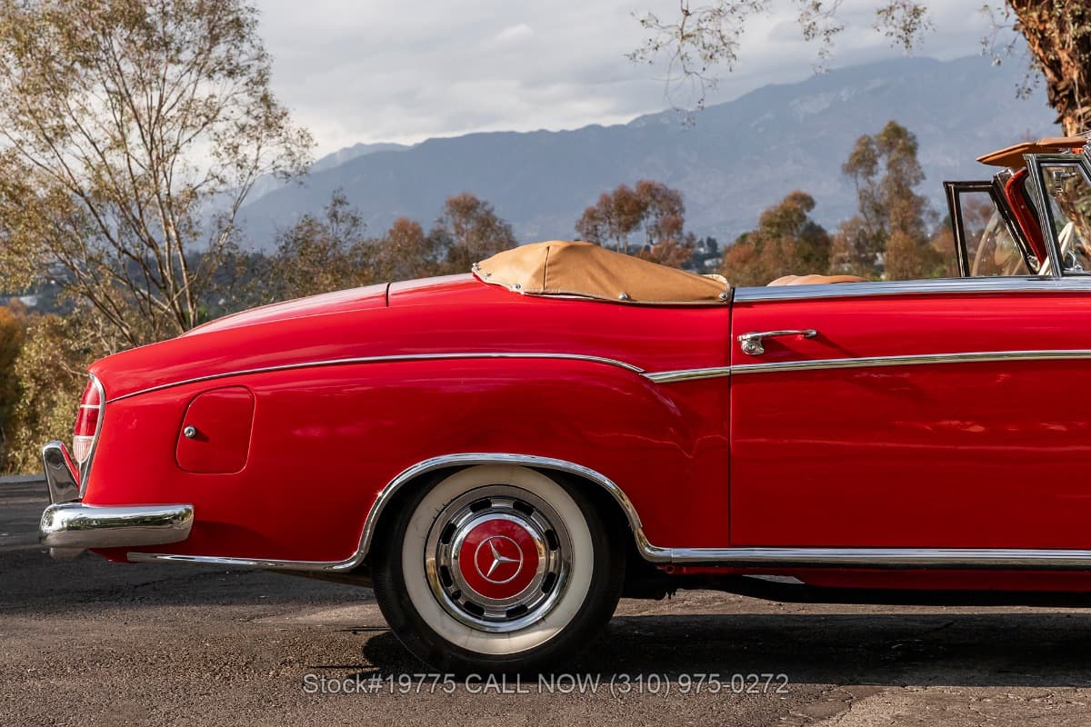 1960 Mercedes 220SE Cabriolet thumbnail 12