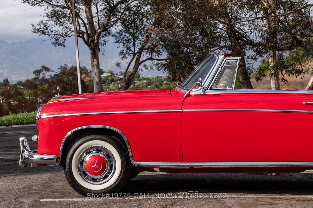 1960 Mercedes 220SE Cabriolet thumbnail 13