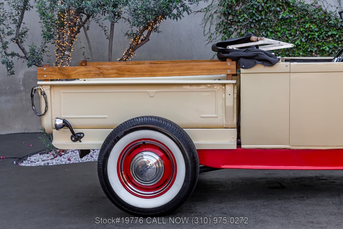 1932 Ford Model 18 Roadster Pickup thumbnail 13