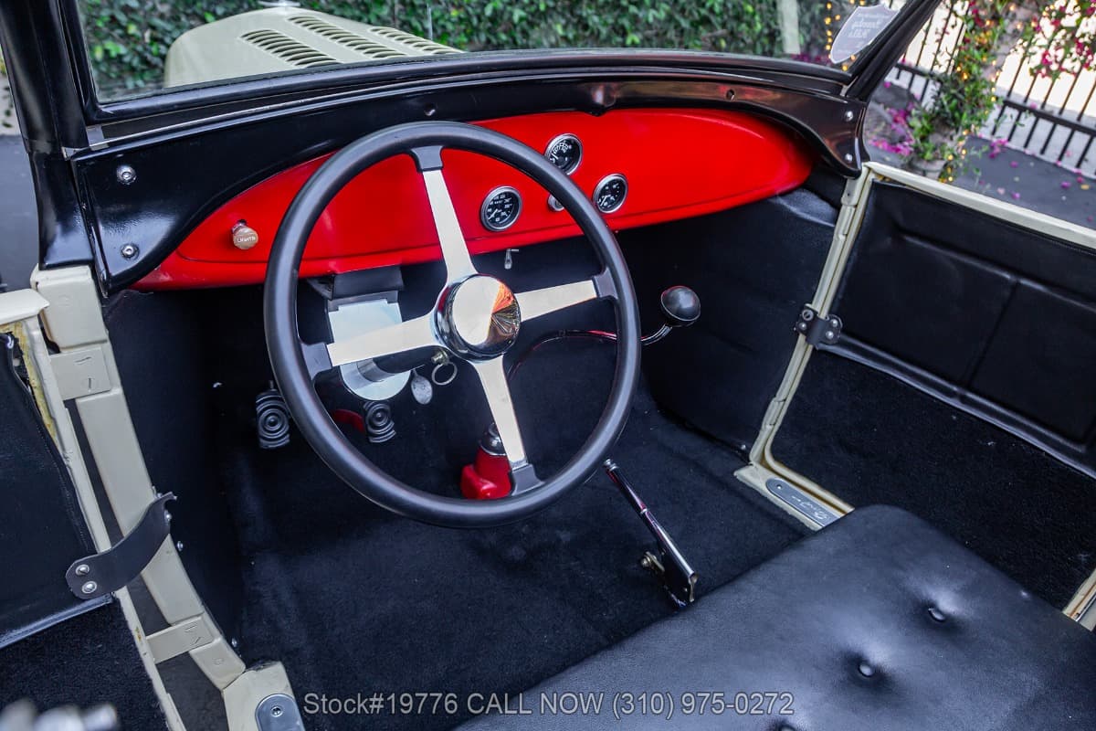 1932 Ford Model 18 Roadster Pickup thumbnail 17