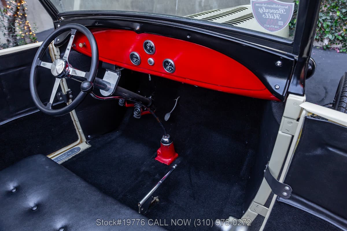 1932 Ford Model 18 Roadster Pickup thumbnail 19