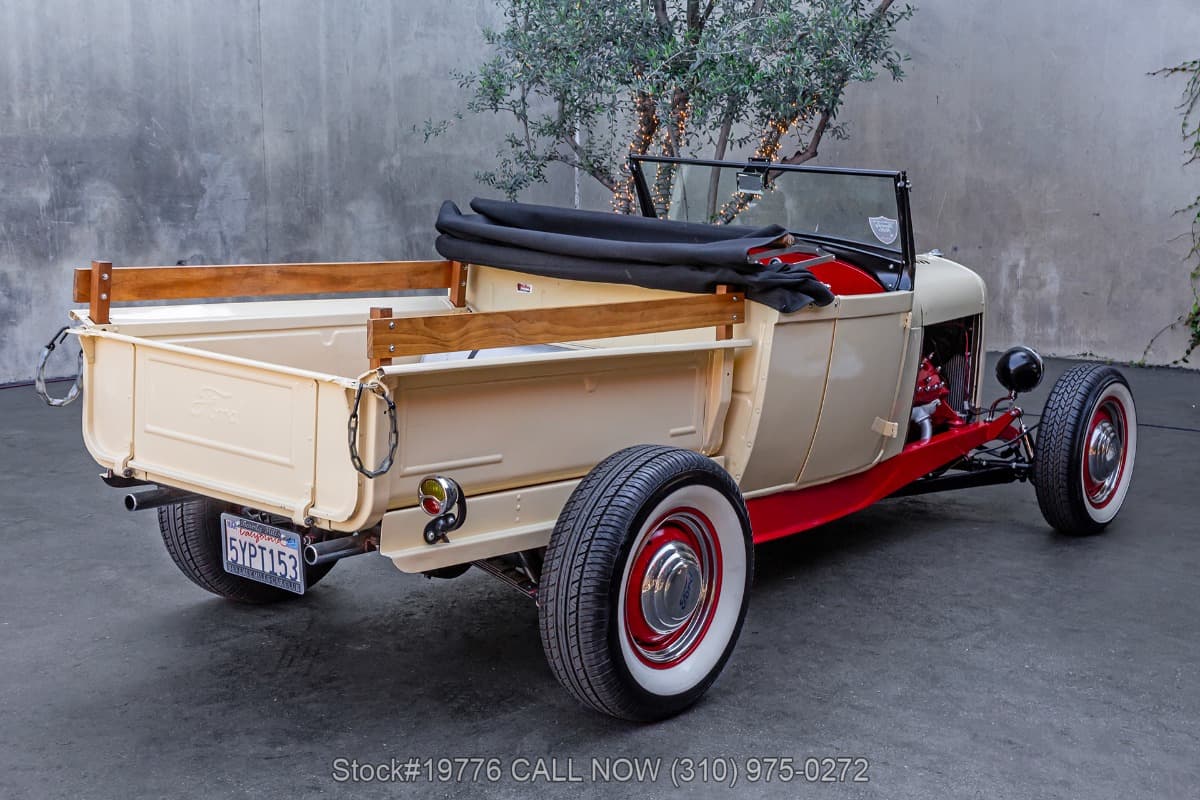 1932 Ford Model 18 Roadster Pickup thumbnail 4
