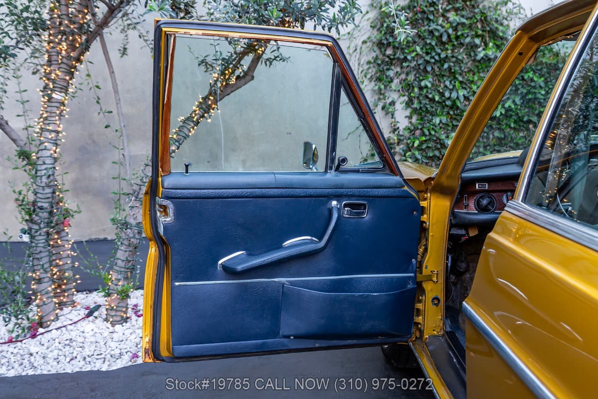 1972 Mercedes 280SE 4.5 thumbnail 11