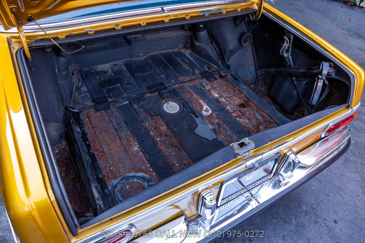 1972 Mercedes 280SE 4.5 thumbnail 20