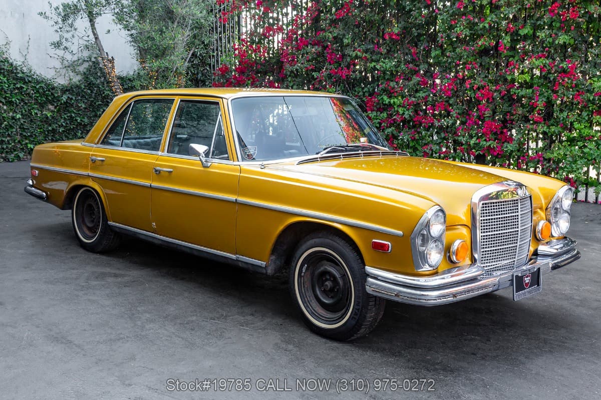 1972 Mercedes 280SE 4.5 thumbnail 3