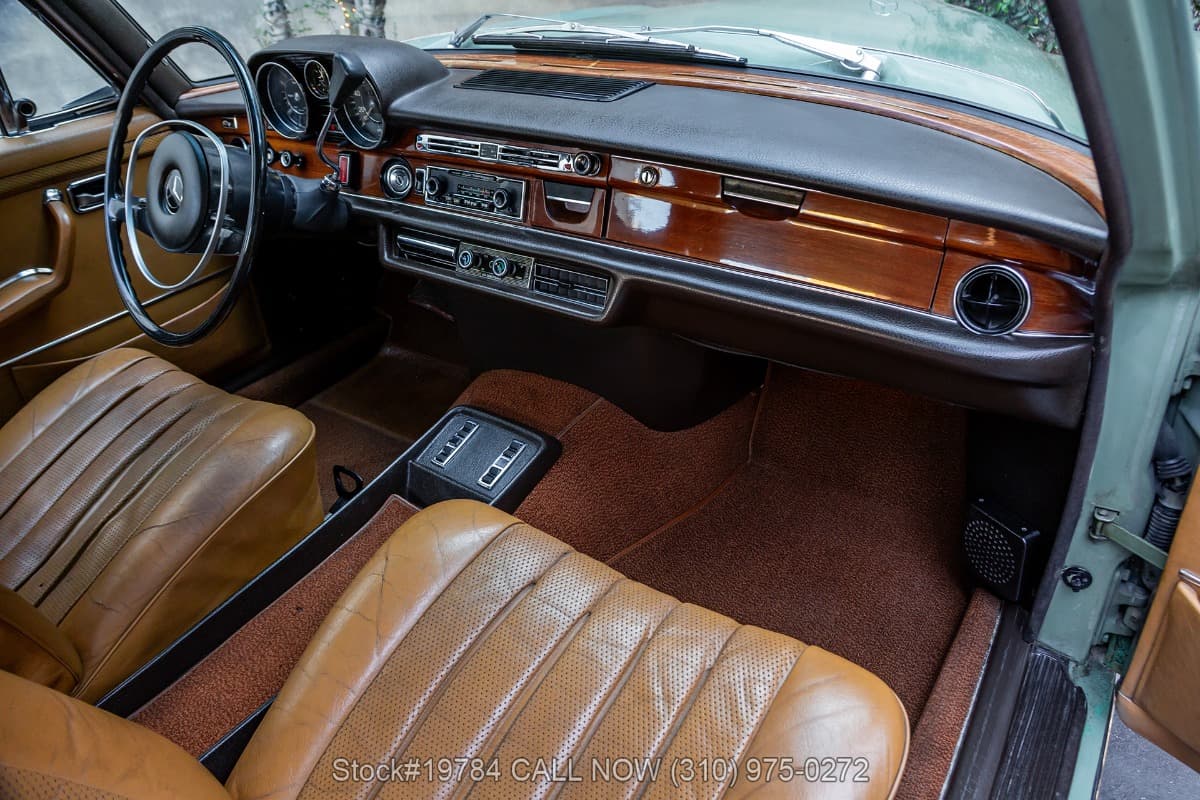 1973 Mercedes 280SEL thumbnail 18