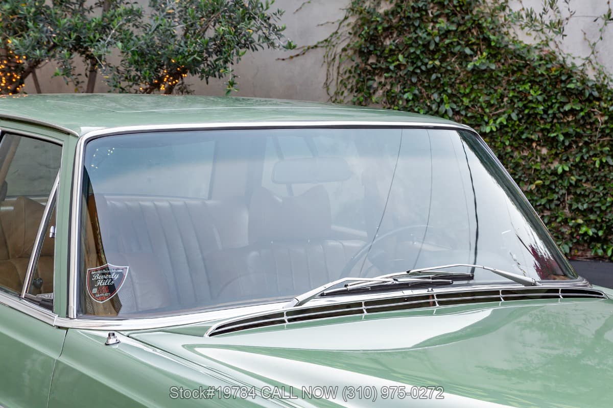 1973 Mercedes 280SEL thumbnail 7