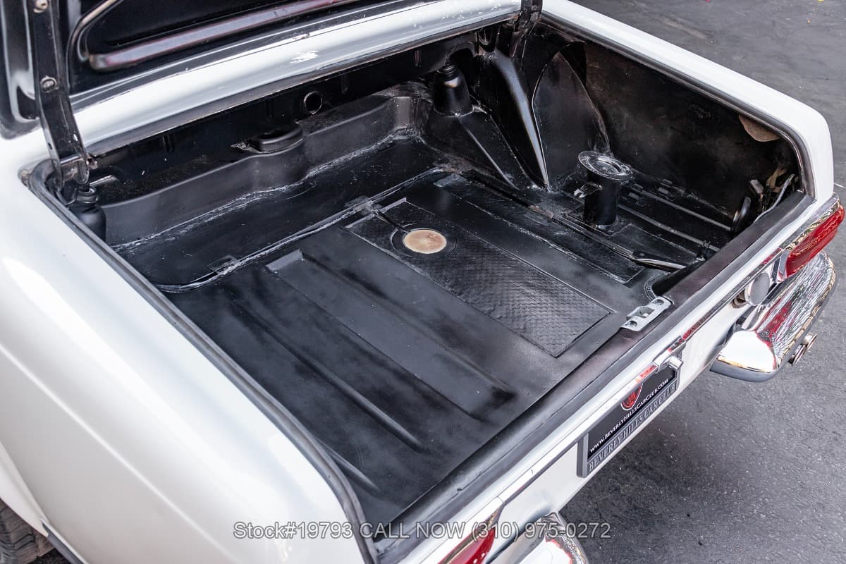 1966 Mercedes 230SL thumbnail 18