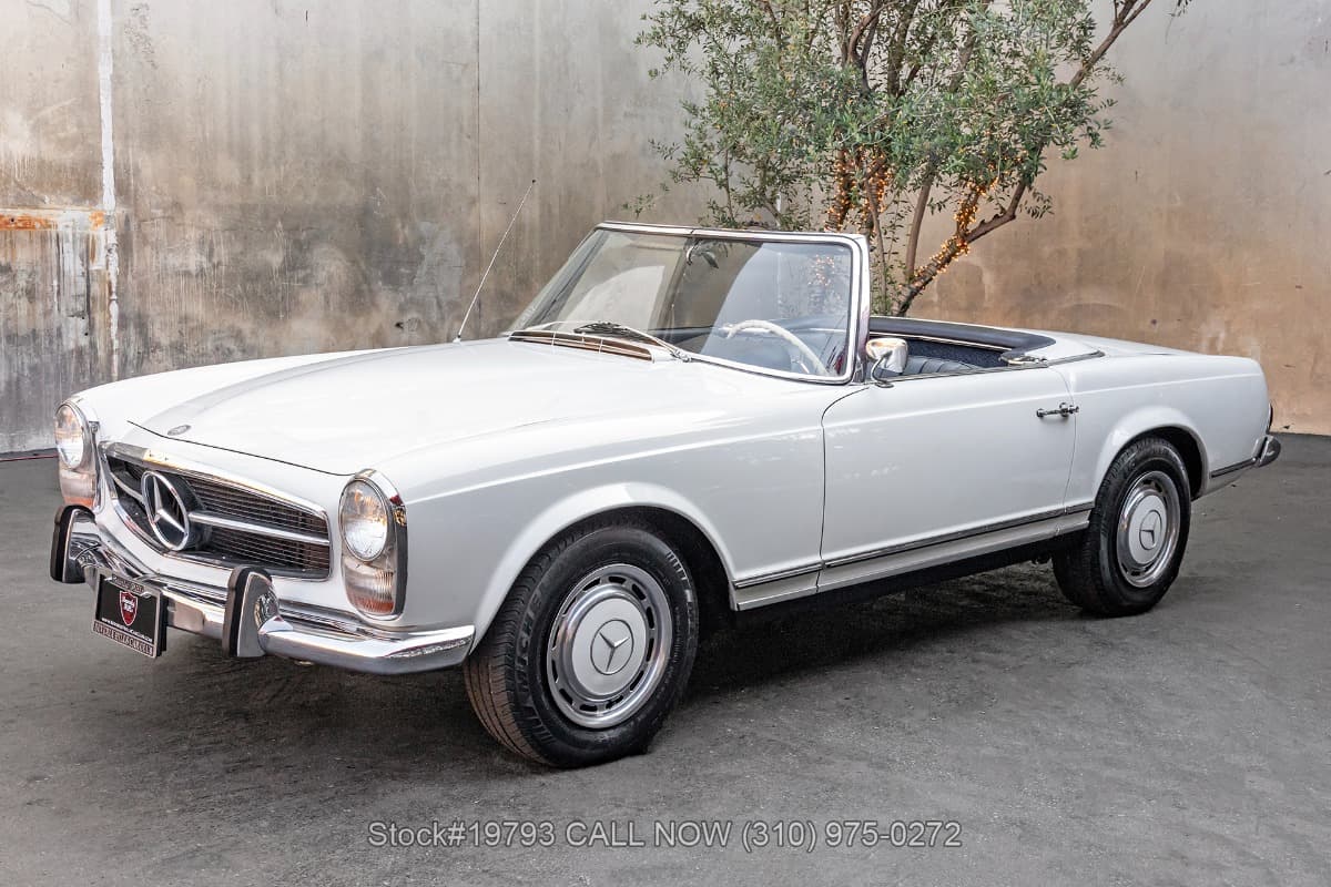 1966 Mercedes 230SL thumbnail 5