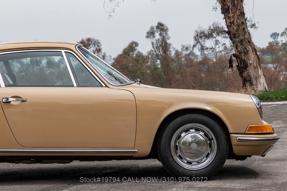 1969 Porsche 912 5-Speed Long-Wheelbase (LWB) thumbnail 9