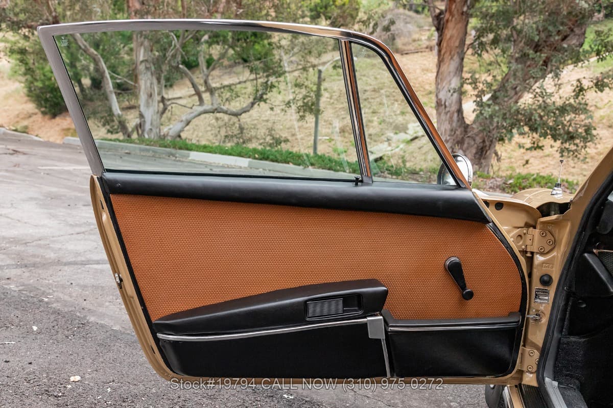 1969 Porsche 912 5-Speed Long-Wheelbase (LWB) thumbnail 12