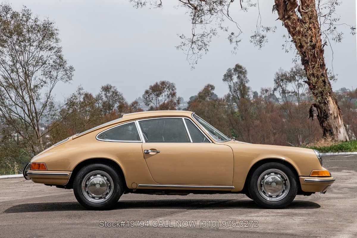 1969 Porsche 912 5-Speed Long-Wheelbase (LWB) thumbnail 4