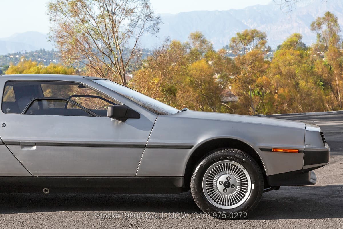 1983 DeLorean DMC-12 5-Speed thumbnail 10