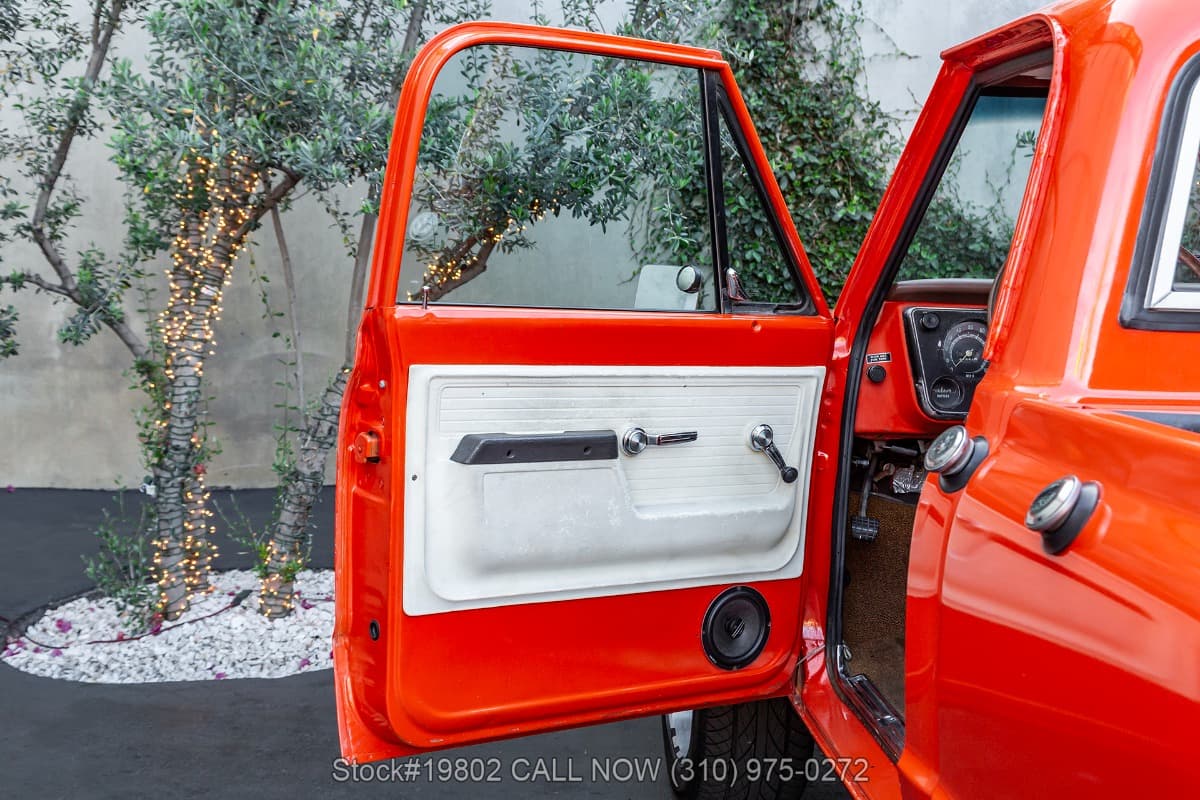 1972 GMC K2500 thumbnail 12