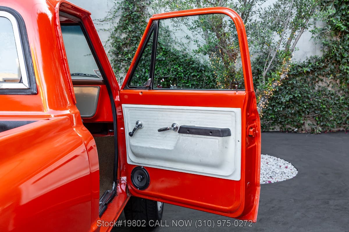 1972 GMC K2500 thumbnail 18