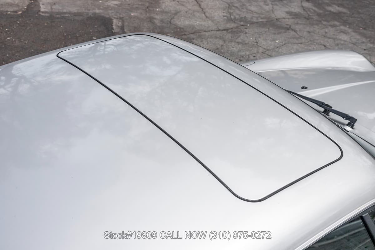 1997 Porsche 993 Carrera Coupe thumbnail 13