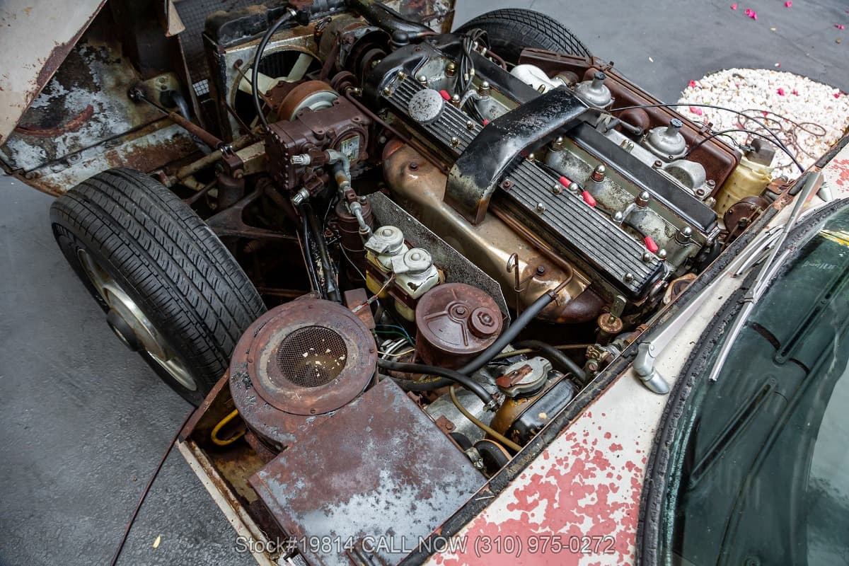 1970 Jaguar XKE 2+2 thumbnail 21