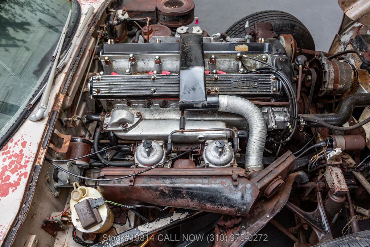 1970 Jaguar XKE 2+2 thumbnail 24