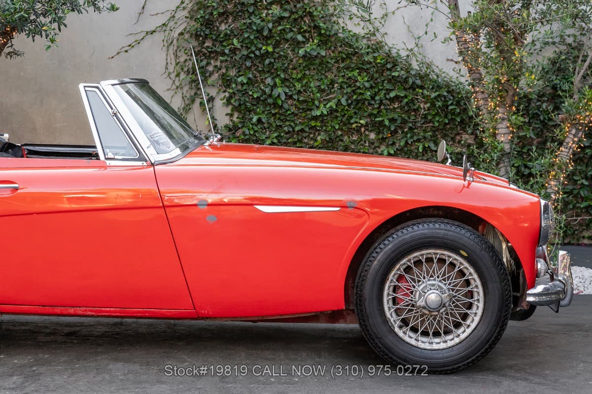 1965 Austin-Healey 3000 BJ8 Mk III  Convertible Sports Car thumbnail 13