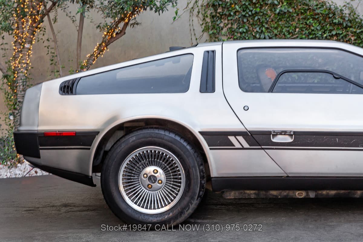 1982 DeLorean DMC-12 5-Speed thumbnail 9