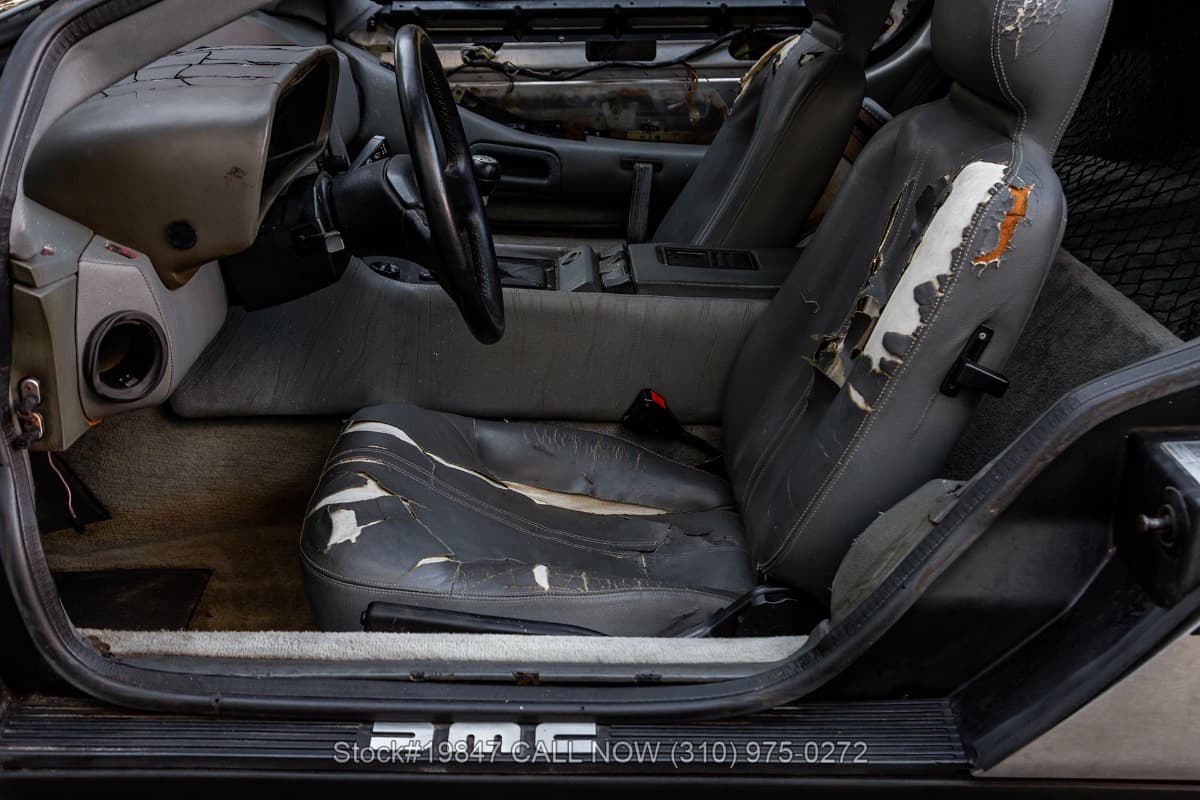 1982 DeLorean DMC-12 5-Speed thumbnail 12