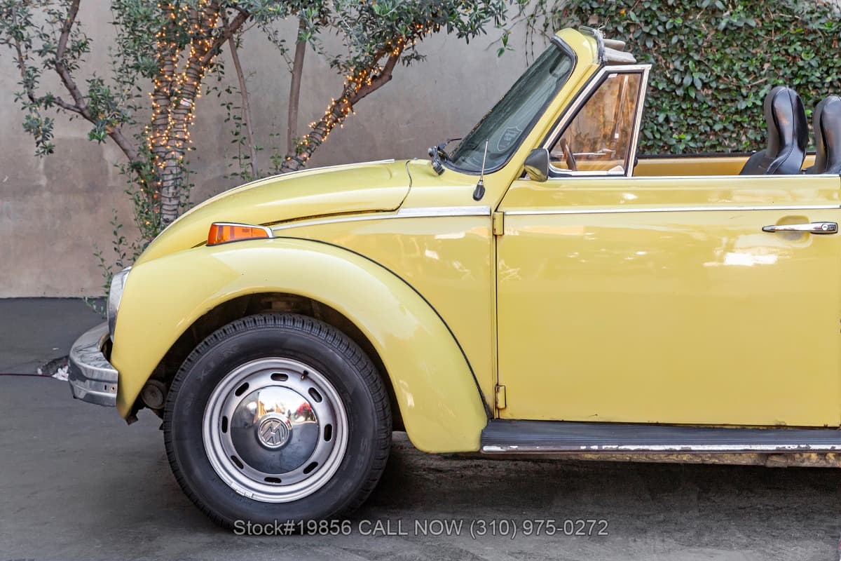 1975 Volkswagen Super Beetle Convertible thumbnail 13