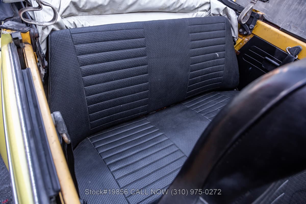 1975 Volkswagen Super Beetle Convertible thumbnail 19
