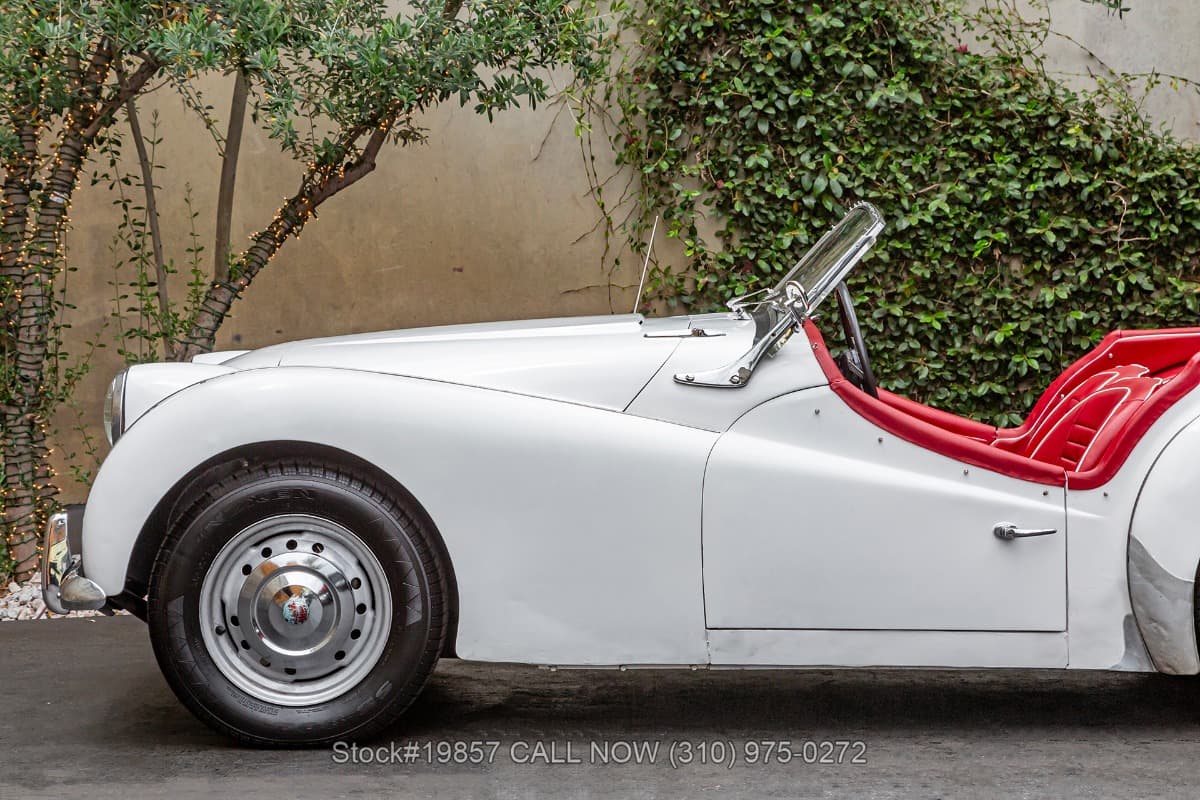 1959 Triumph TR3 thumbnail 11