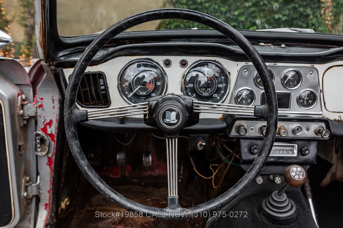 1962 Triumph TR4 thumbnail 14