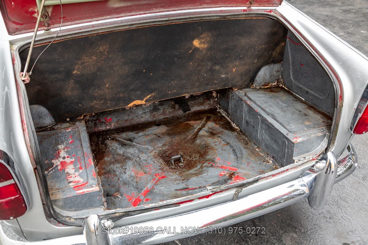 1962 Triumph TR4 thumbnail 20