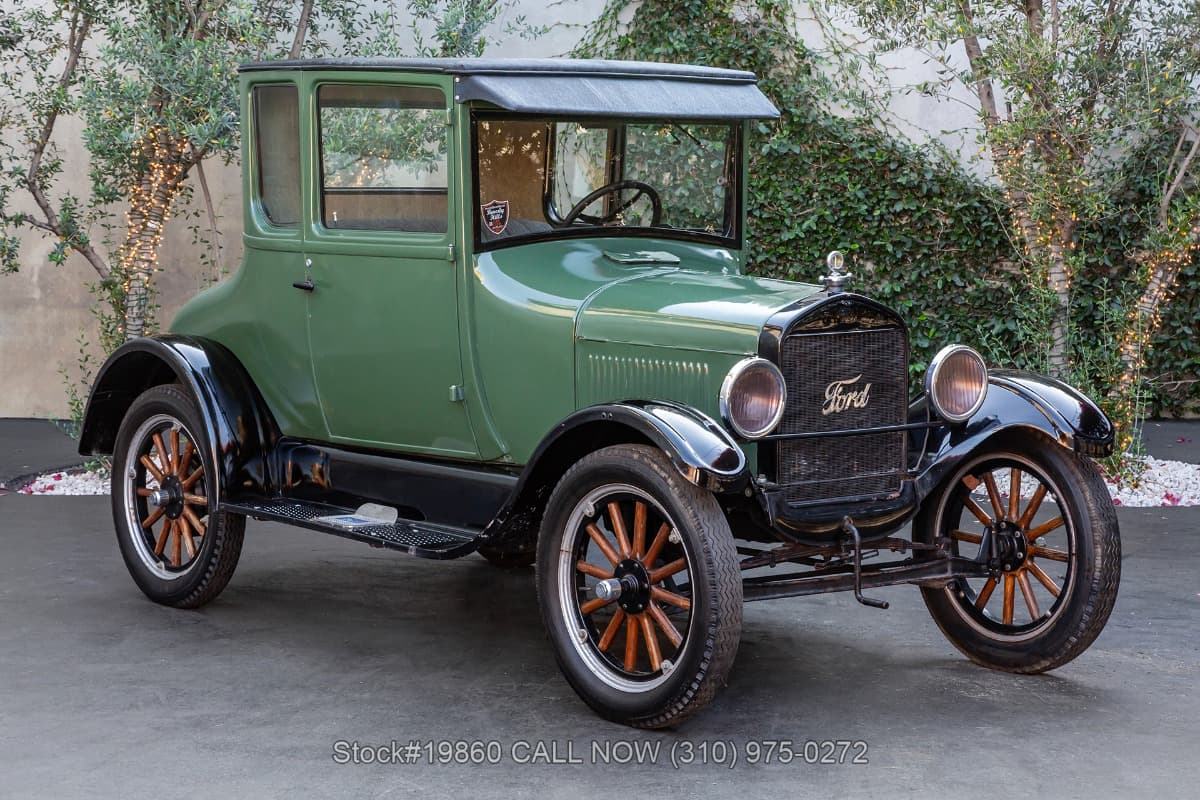 1927 Ford Model T Coupe — photo 1