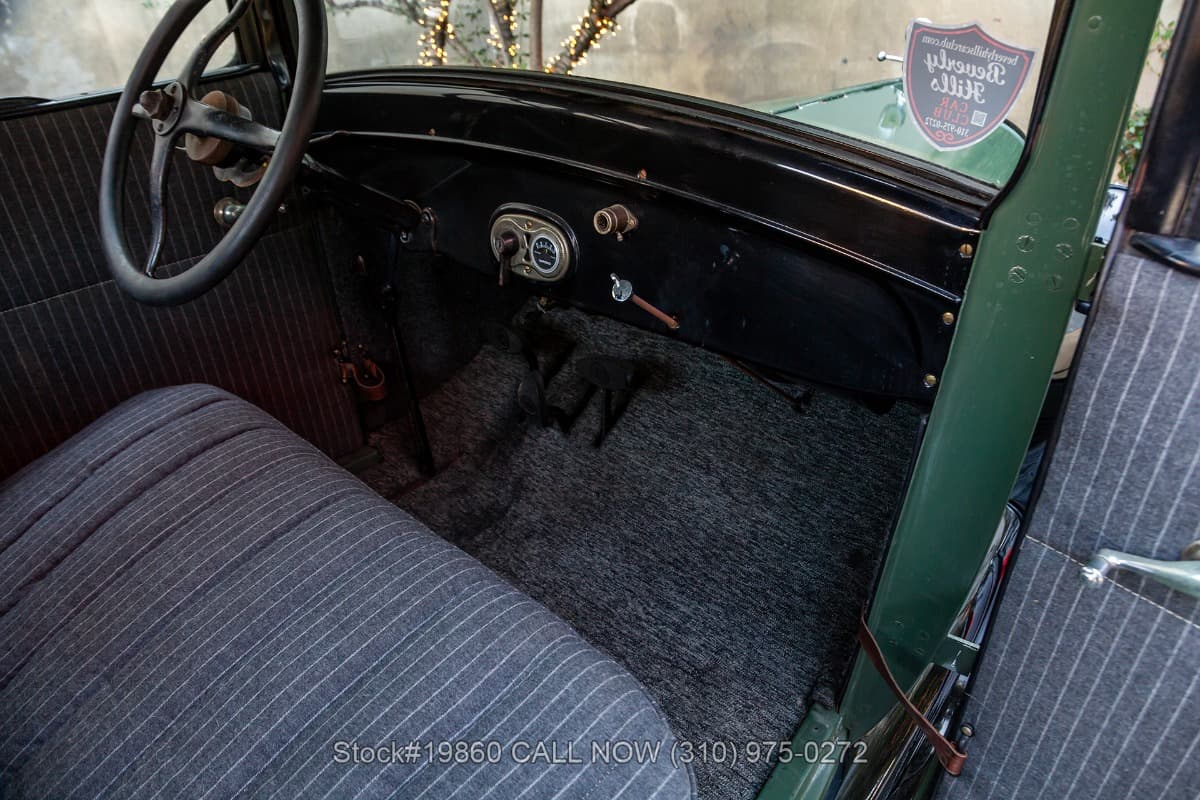 1927 Ford Model T Coupe thumbnail 18