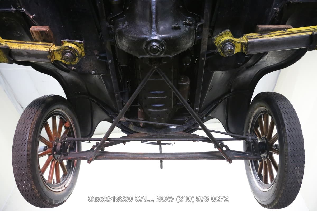 1927 Ford Model T Coupe thumbnail 29