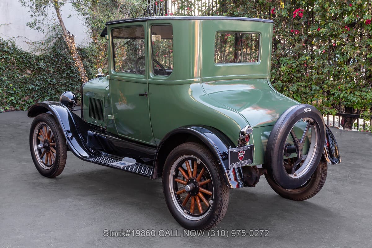 1927 Ford Model T Coupe thumbnail 7