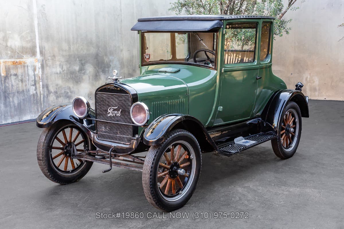1927 Ford Model T Coupe thumbnail 8