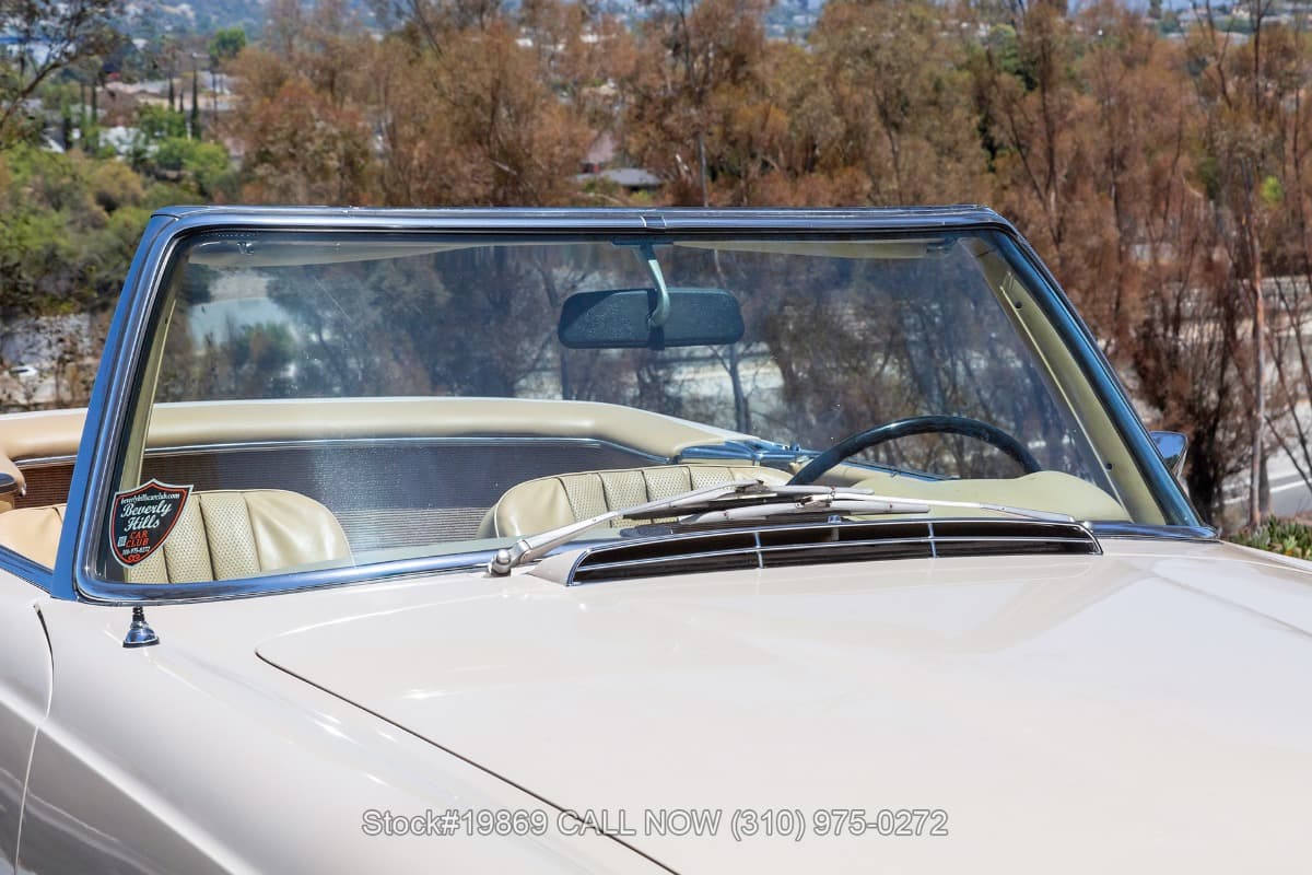 1968 Mercedes 250SL with 2 tops thumbnail 12