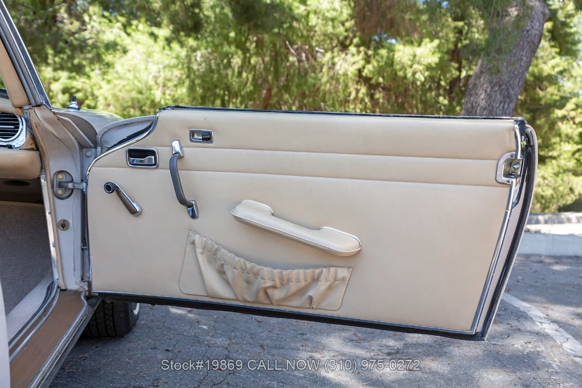 1968 Mercedes 250SL with 2 tops thumbnail 19