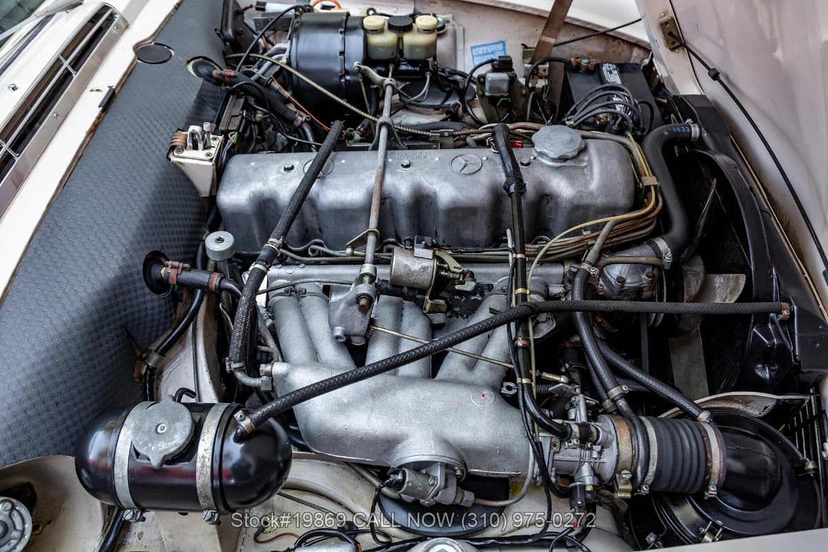 1968 Mercedes 250SL with 2 tops thumbnail 22
