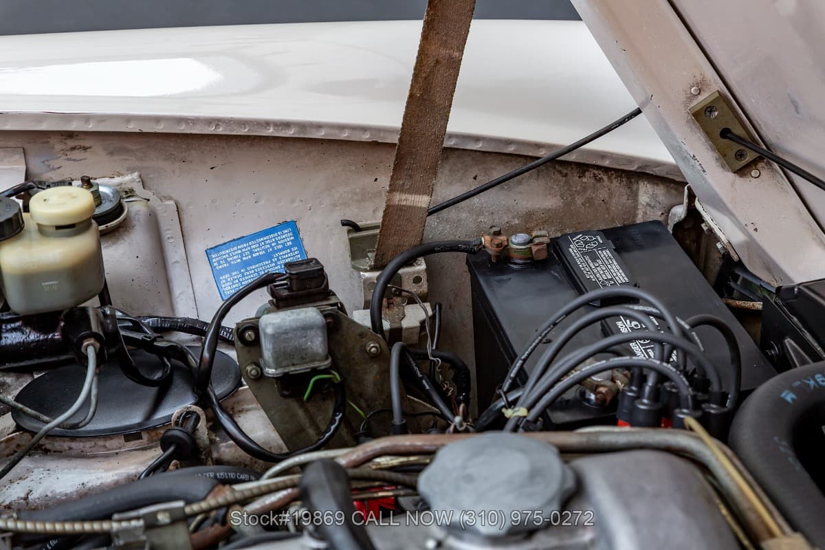 1968 Mercedes 250SL with 2 tops thumbnail 25