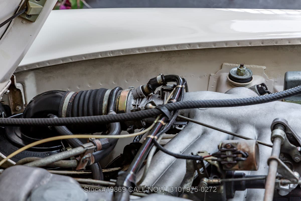 1968 Mercedes 250SL with 2 tops thumbnail 27