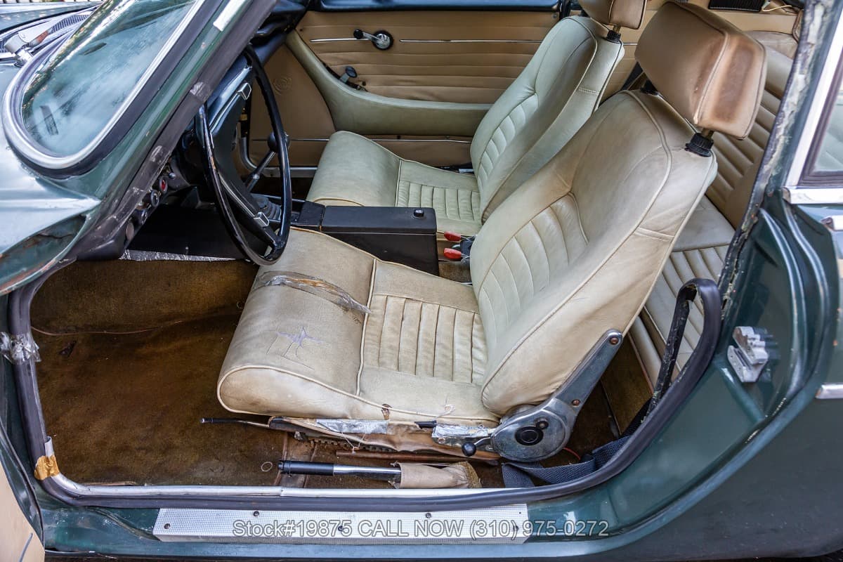 1970 Volvo P1800 thumbnail 13