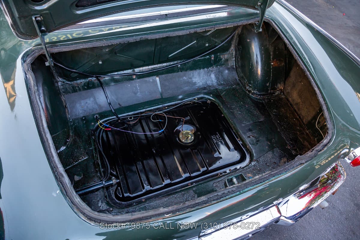1970 Volvo P1800 thumbnail 20