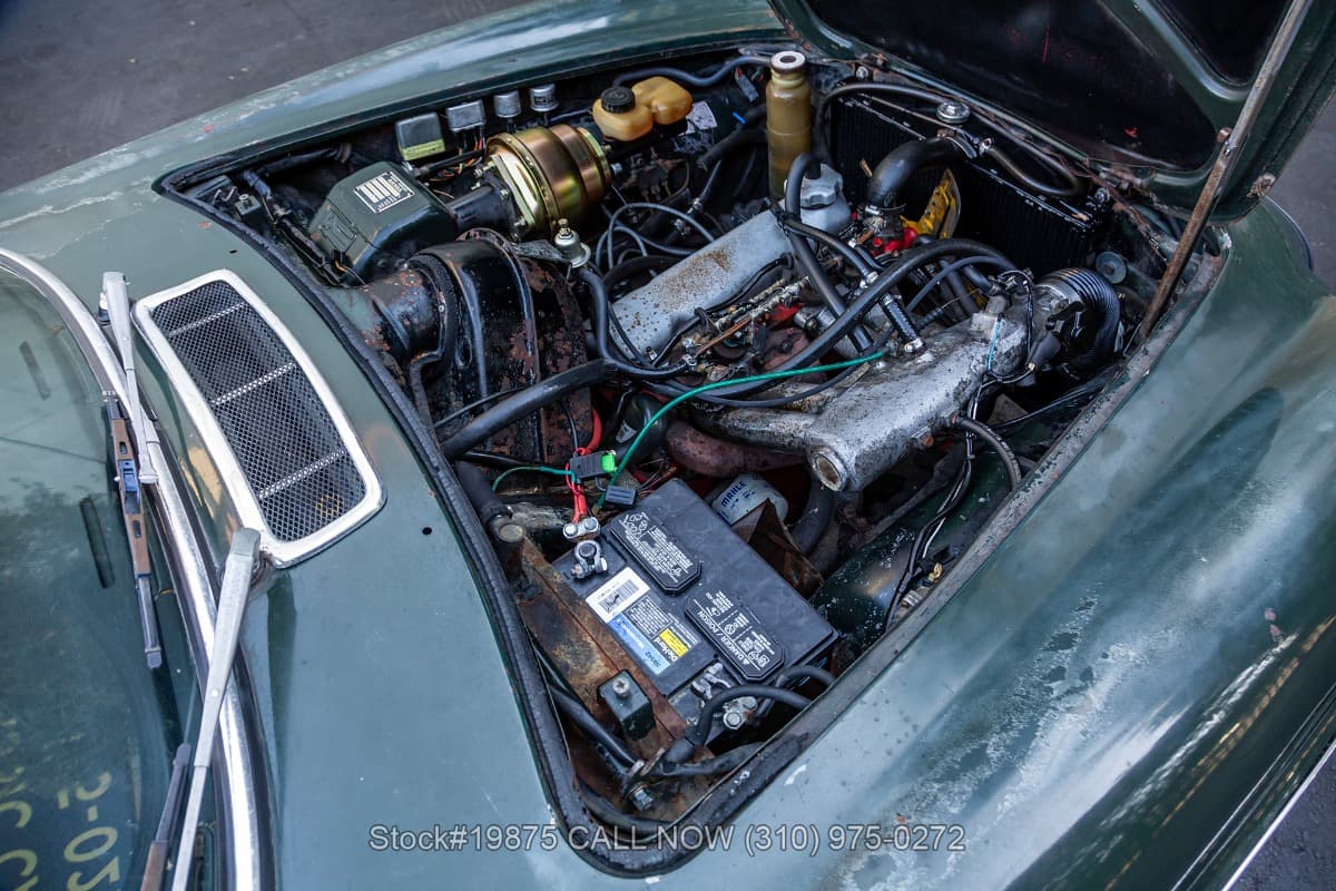 1970 Volvo P1800 thumbnail 25