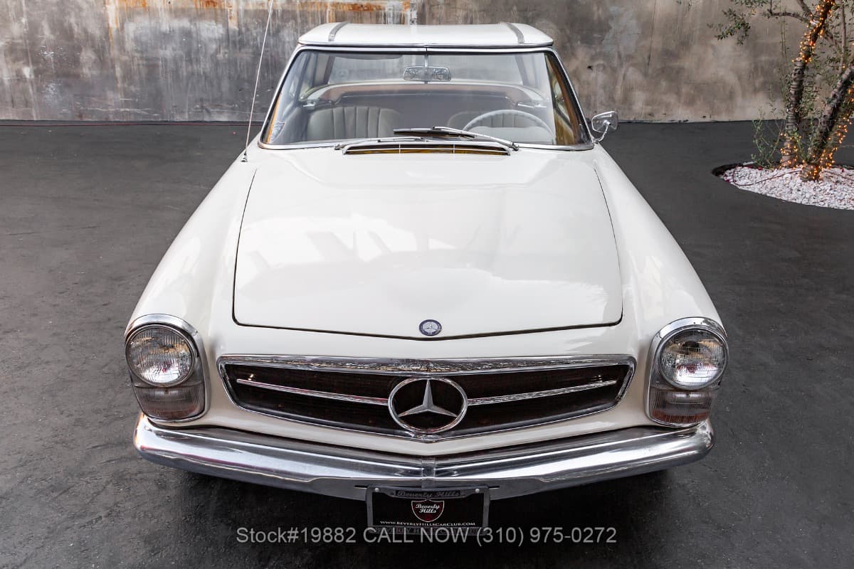 1966 Mercedes 230SL thumbnail 9