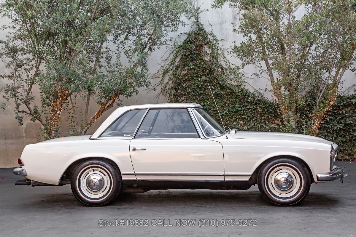 1966 Mercedes 230SL thumbnail 10