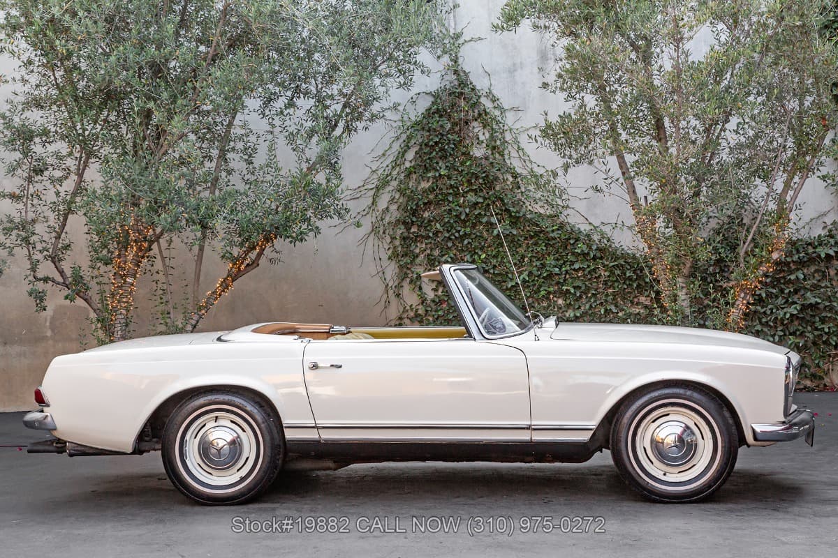 1966 Mercedes 230SL thumbnail 3