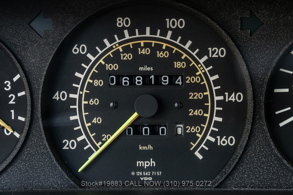 1988 Mercedes 560SEL thumbnail 9